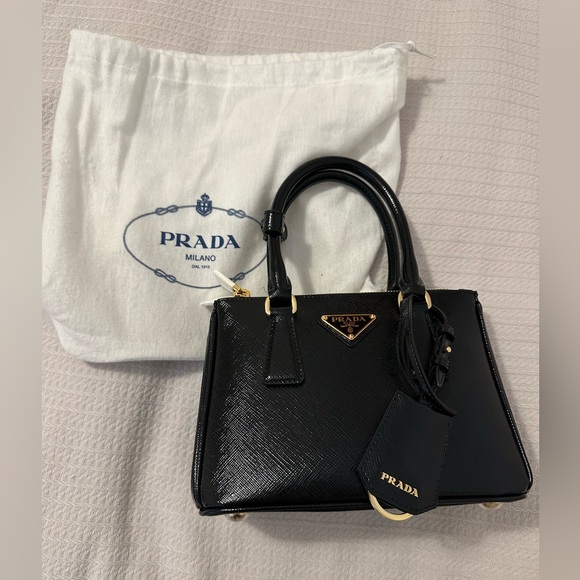 BRAND NEW! Authentic PRADA Saffiano Vernice Mini Galleria Double Zip Tote Black - Picture 5 of 16